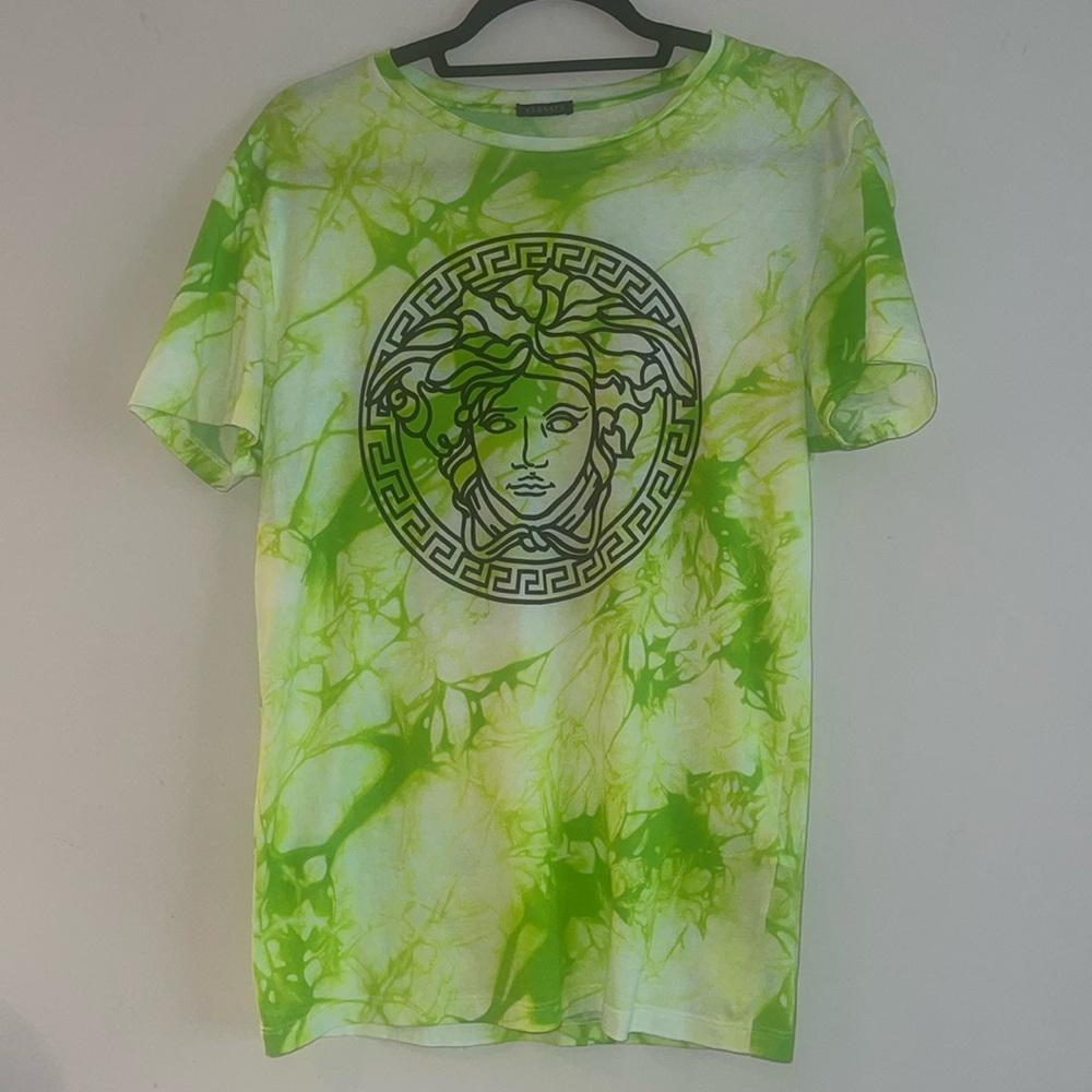 PRE-OWNED - Women's Versace Clip Shoulder Tie Dye Medusa Tee. Size 38IT - Picture 3 of 12